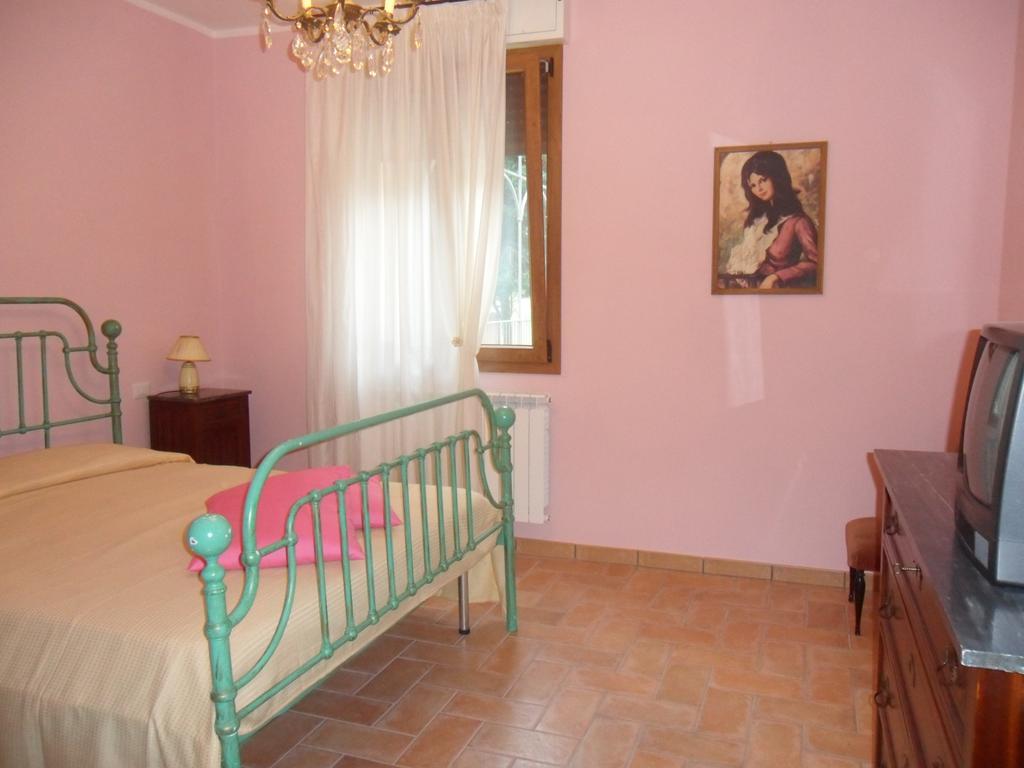 Agriturismo Poponi Villa Todi Cameră foto